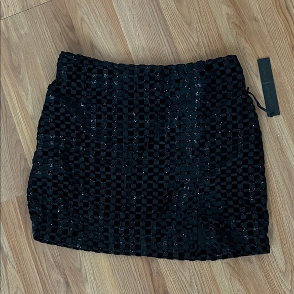 House of Harlow 1960 Black Textured Mini Skirt - Picture 1 of 5